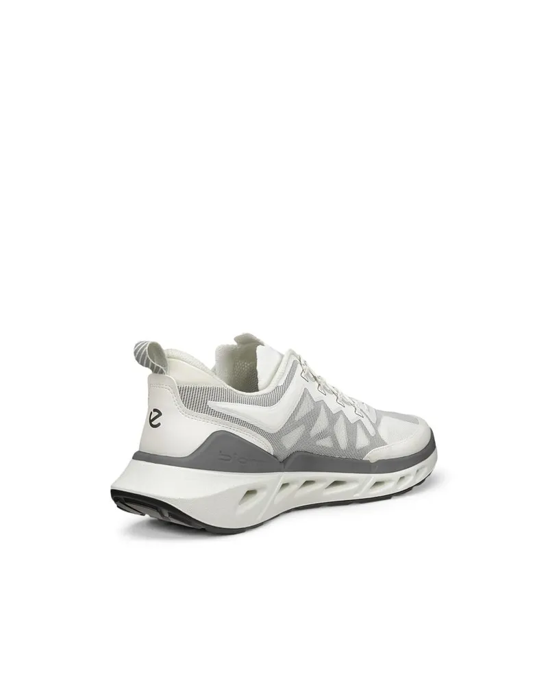 White ECCO Biom 720 M White