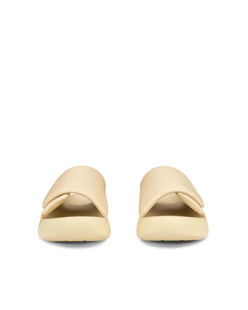 Yellow ECCO Cozmo PF W Straw