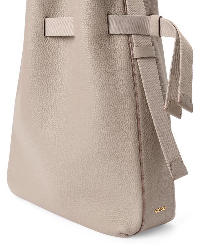 Beige ECCO Sail Bag M Pebbled Leather