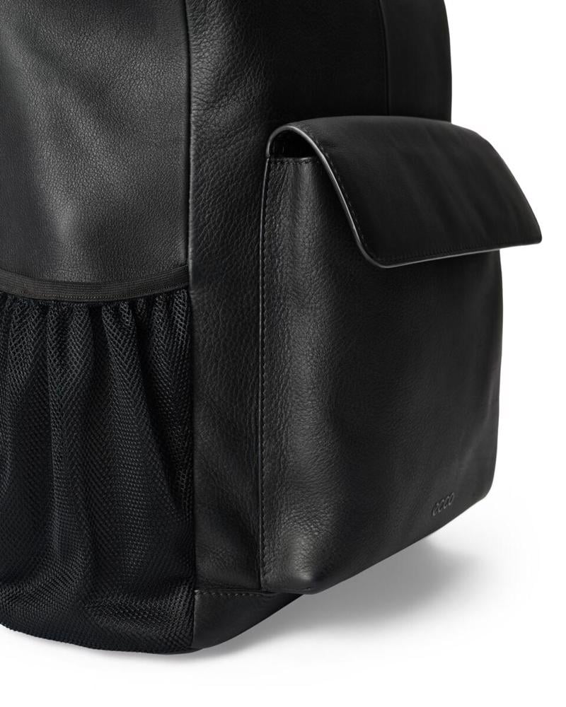 Black ECCO Square Pack Trapeze