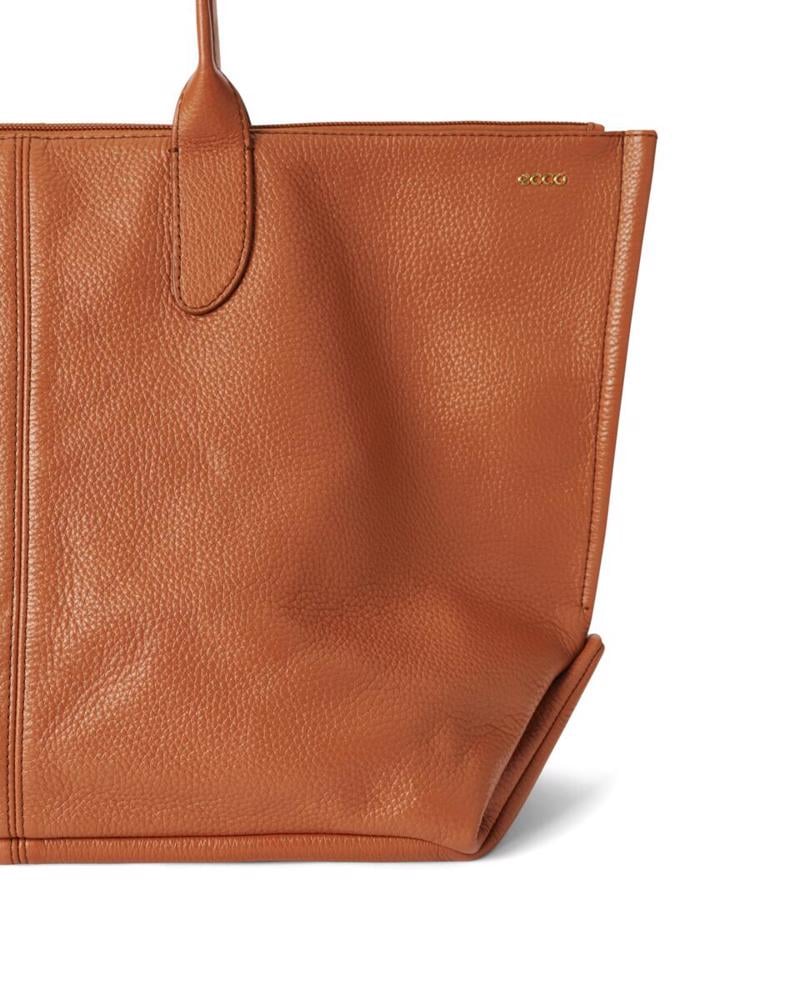 Camel ECCO Tote Go Light Soft Leather
