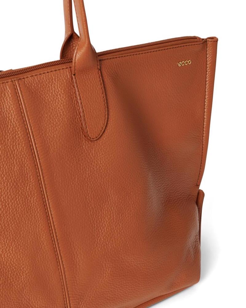 Camel ECCO Tote Go Light Soft Leather