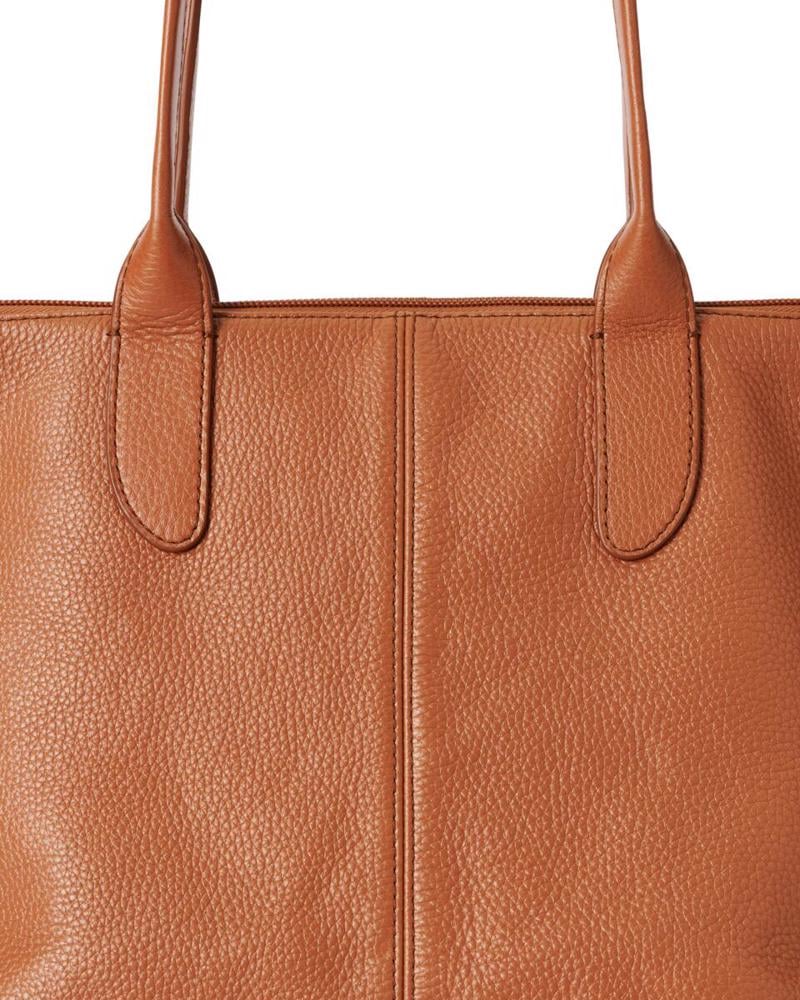 Camel ECCO Tote Go Light Soft Leather